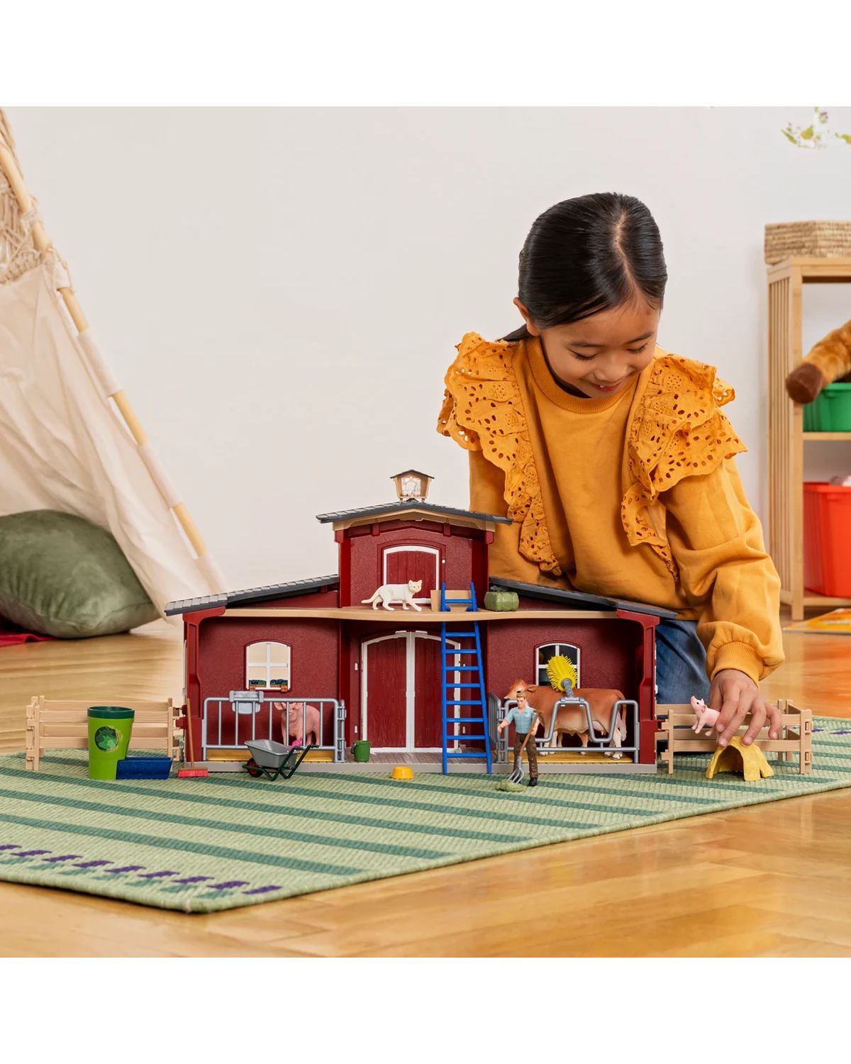 Игровой набор SCHLEICH Red Barn with Animals an - фото 5